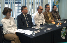 Anabelle Ulate, Ramiro Fonseca, Carlos Manuel Rodríguez, Edgar Gutiérrez y Álvaro Fernández
