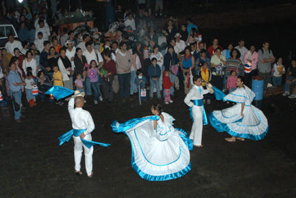 La Compañía Folclórica