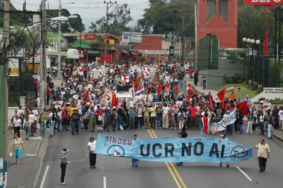 Marcha contra el TLC