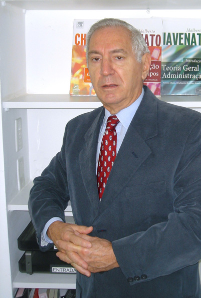 Idalberto Chiavenato