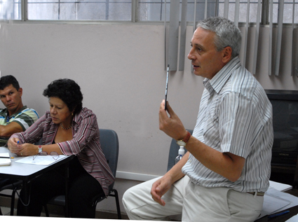 Dr. Juan Carlos Duro y la Profesora Aurora Sánchez