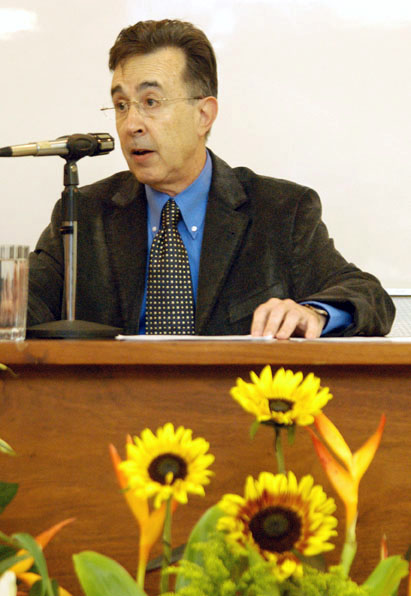 Dr. Héctor Pérez Brignoli