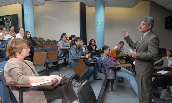 Marco Vinicio Blotta en auditorio