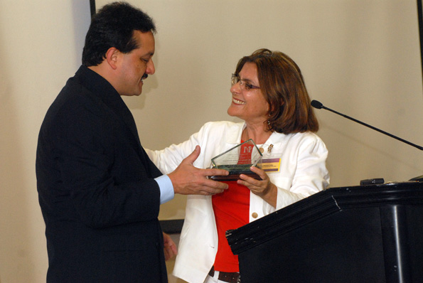 Entrega de reconocimiento