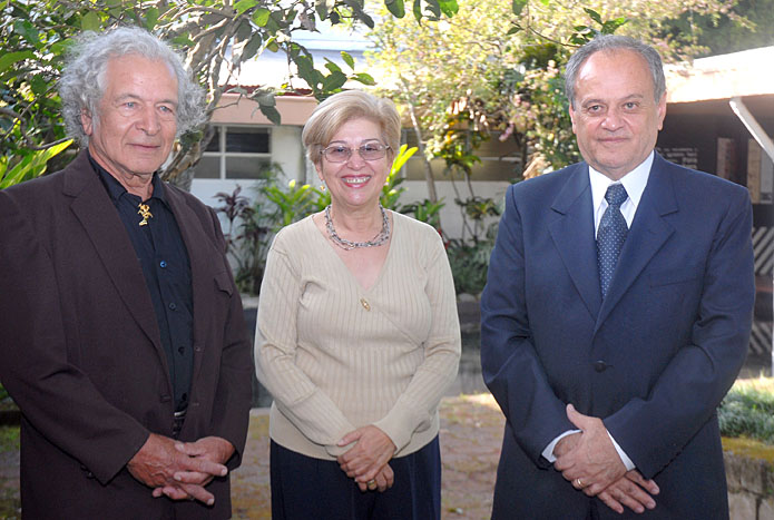 Néstor Zeledón Guzmán, Grace Herrera Amighetti y Luis Paulino Delgado