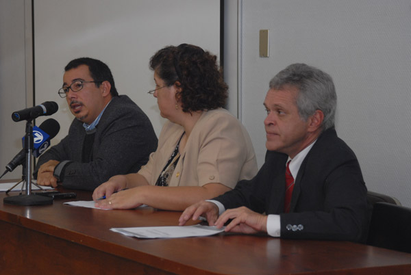 Conferencia prensa Alberto Cortes