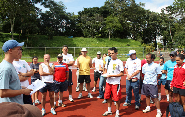 Jovenés en cancha