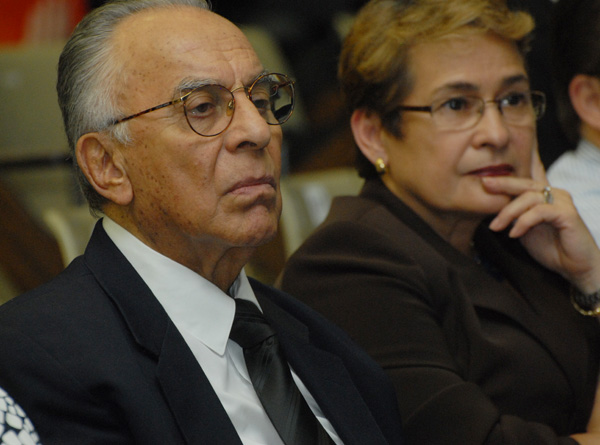 José Luis Molina y Yamileth González