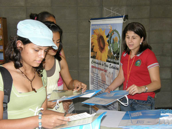 Feria vocacional Occidente