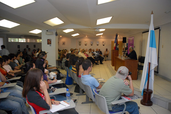 Conferencia Juan Bosch
