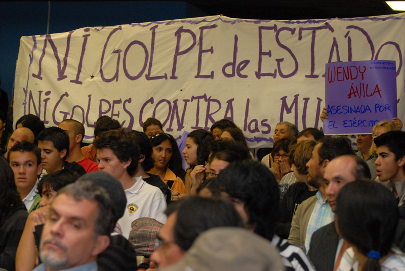 Golpe de Estado en Honduras comienza a ser dictadura