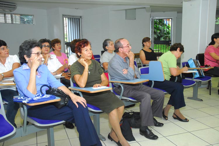 Conferencia calidad vida adultos mayores