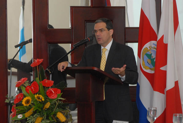 Alvaro Trigueros