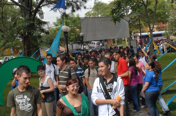 Estudiantes primer ingreso UCR 