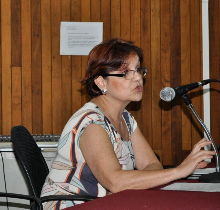 Dra. Olga Lucía Vélez