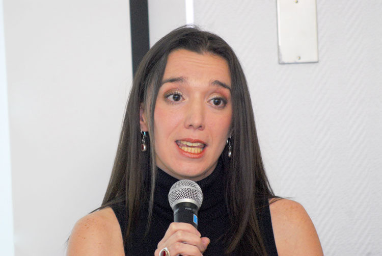 Dra. Mónica Salazar