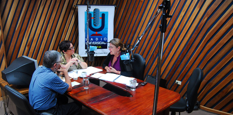 Cabina de Radio UCR