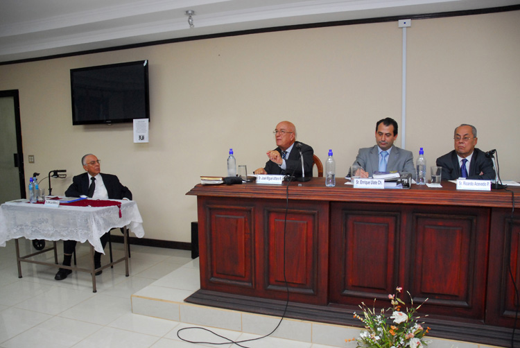 Mesa redonda integración centroamericana