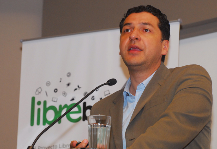 Andrés Guadamuz