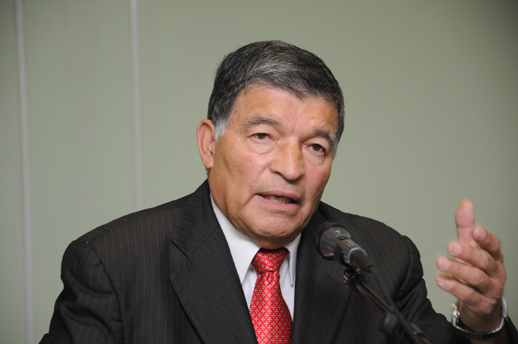 Dr. Jorge Romero