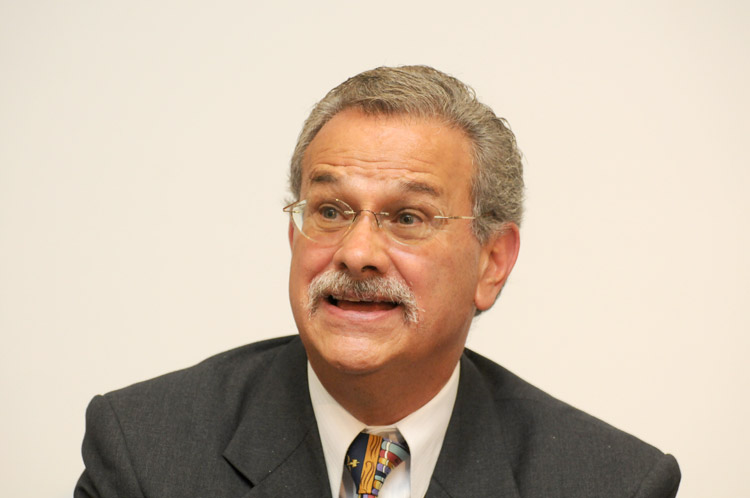 Dr. Hugo Alfonso Muñoz