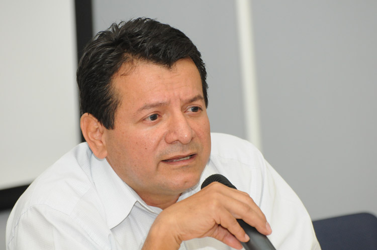 Dr. Rafael Evelio Granados