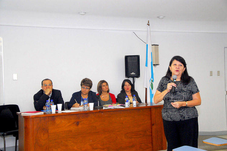 Mesa redonda Niñez