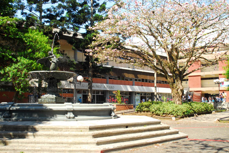 Plaza Rodrigo Facio