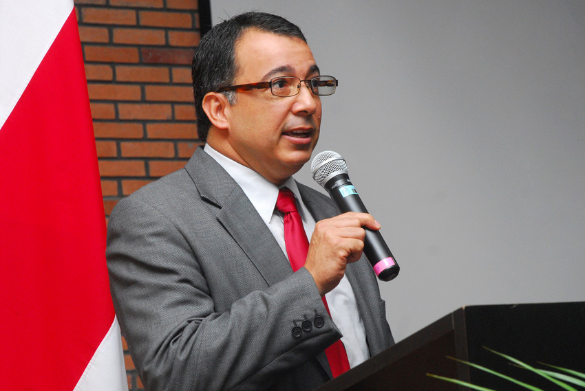 Dr. Alberto Cortés Ramos