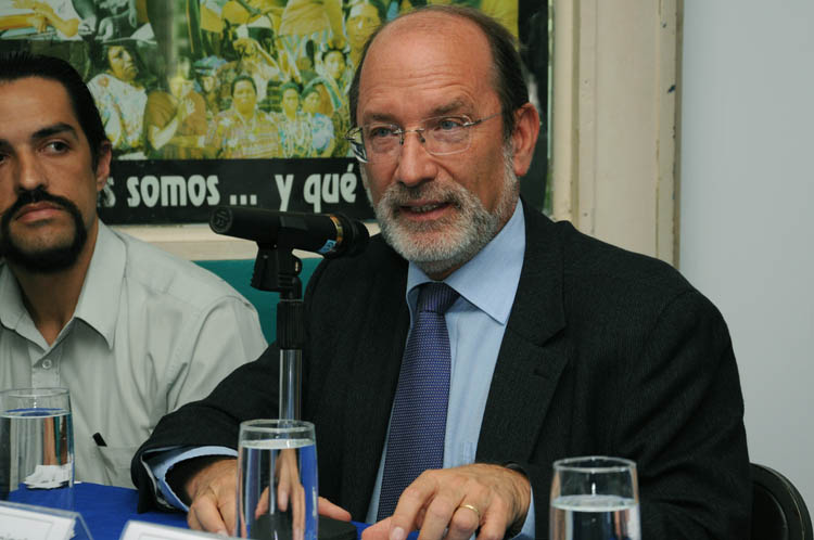 Henning Jensen en nuevas voces