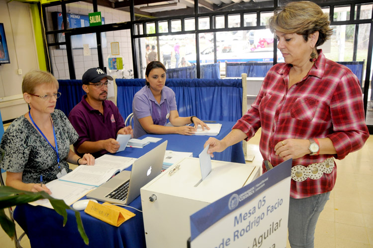 Votación administrativa