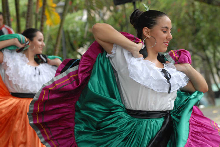 Danzas folclóricas