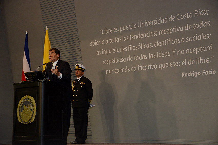 Conferencia Rafael Correa