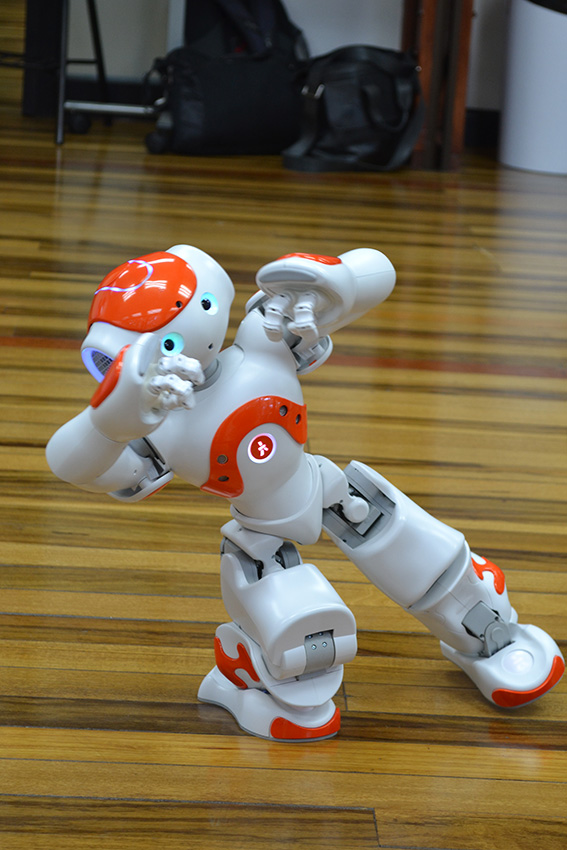 Robots-NAO-Ing-Industrial-RobotiFest_web