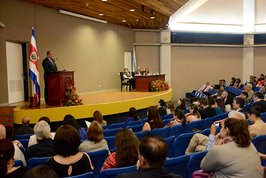 Congreso Salud Global Luis Guillermo Solís