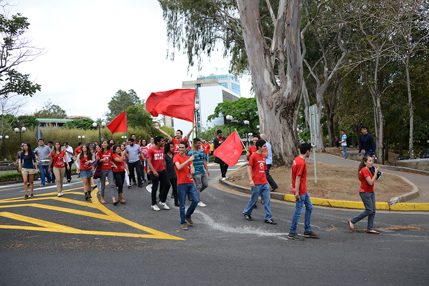 Estudiantes de Derecho en “La Pasada”