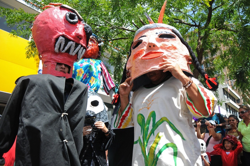 Mascarada en San José