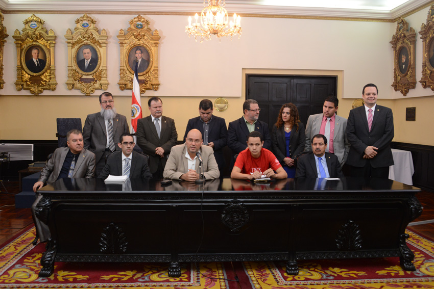 Conferencia de prensa Sala de Ex presidentes AL.