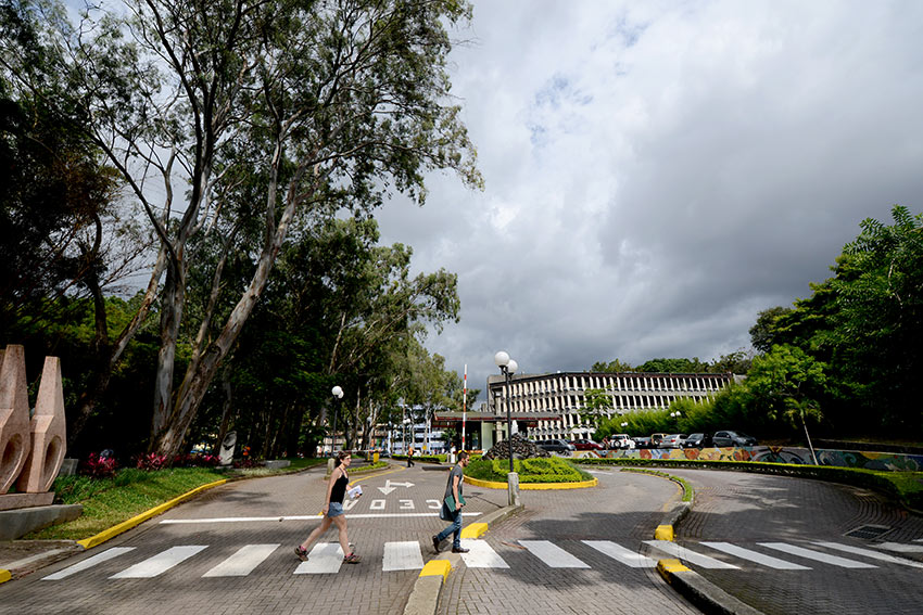 Entrada de Derecho