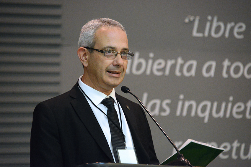 Dr. Javier Trejos