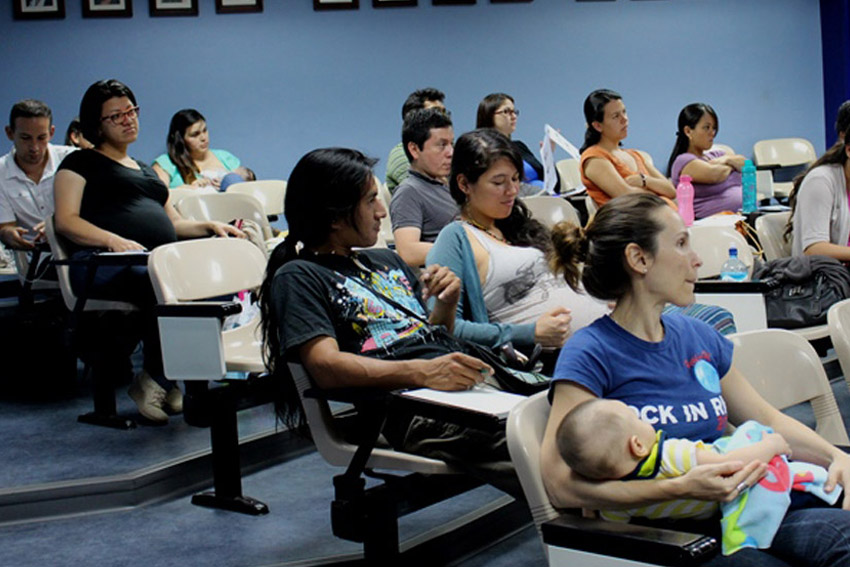 Asistentes al curso de lactancia materna