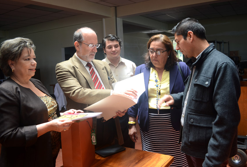 Visita del rector a la Biblioteca