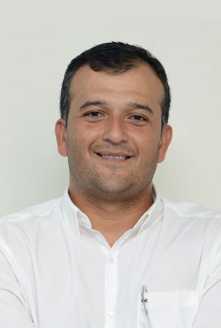      Pedro Navarro, Licenciado en Administración de Empresas con Énfasis en Contaduría Pública de …