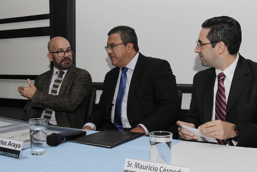 Oscar Molina, Carlos Araya, Mauricio Céspedes
