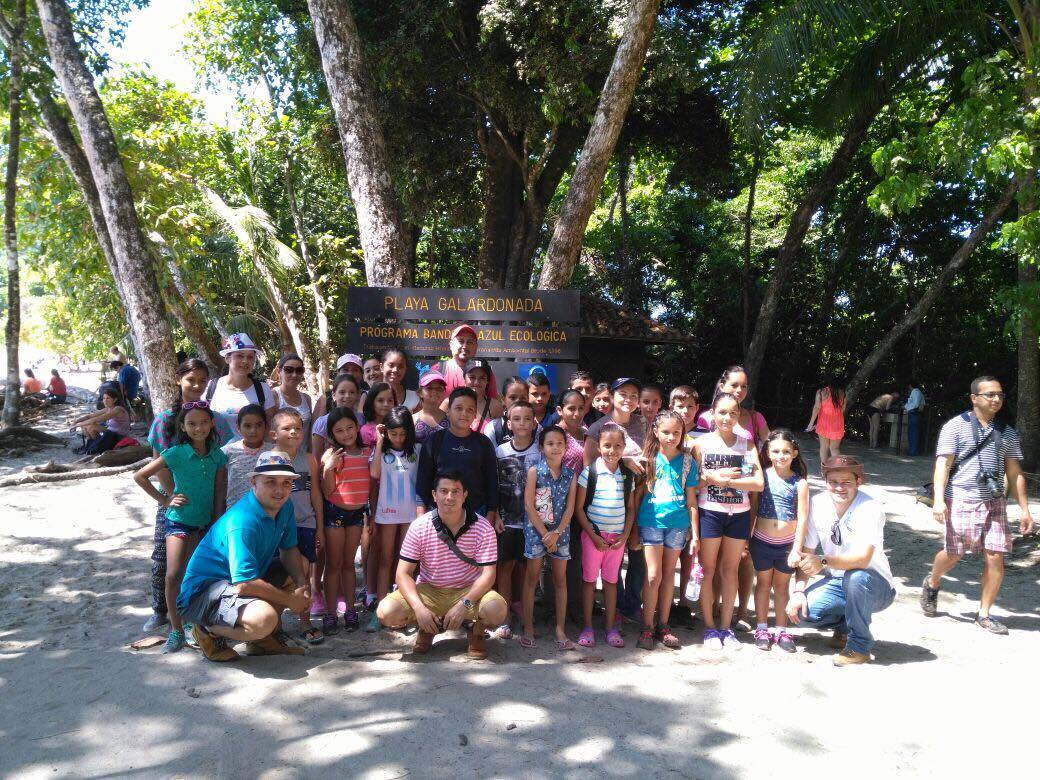 Campamento en Manuel Antonio