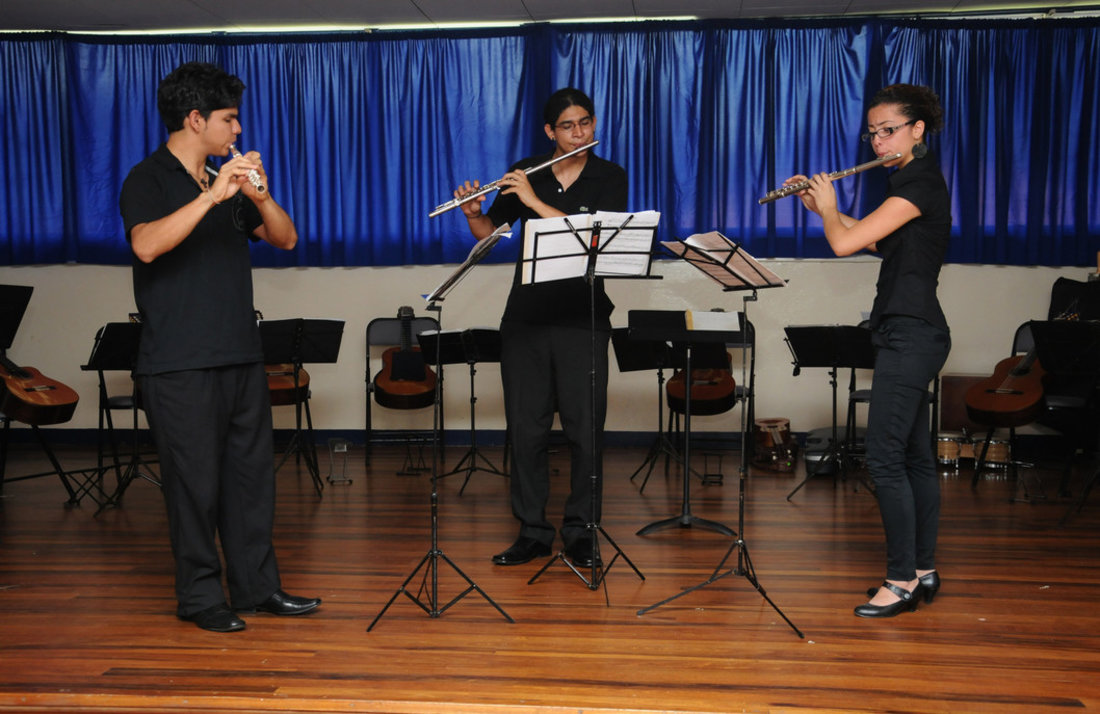 Músicos en Turrialba