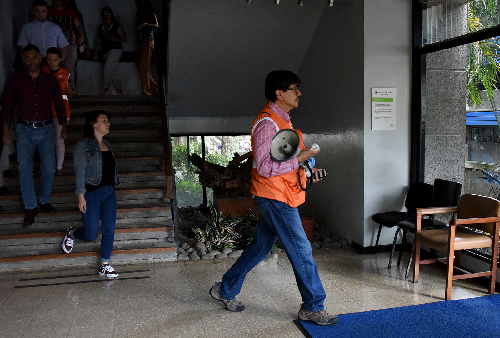 Evacuación edificio administrativo