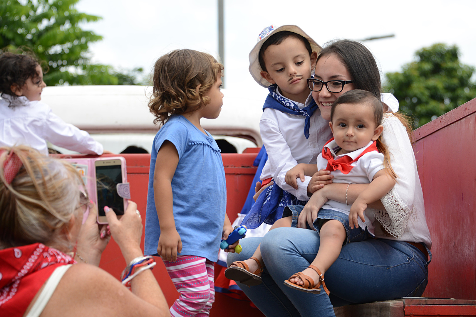 Foto #1 Niños ciudad para los niños