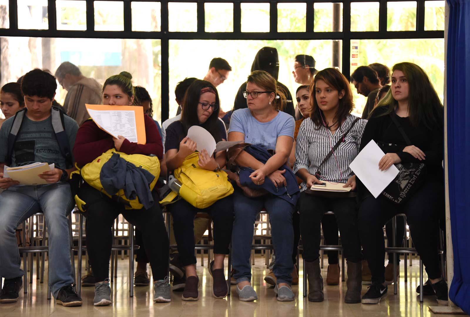 Estudiantes sentados