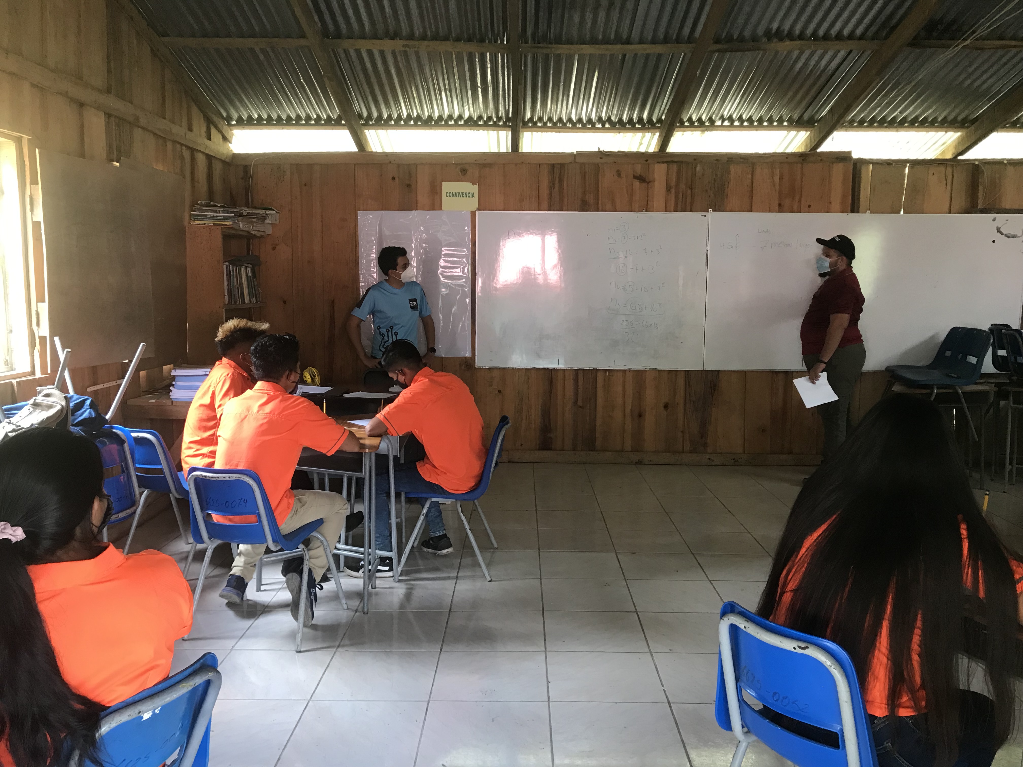 Aula cabécar (interior)